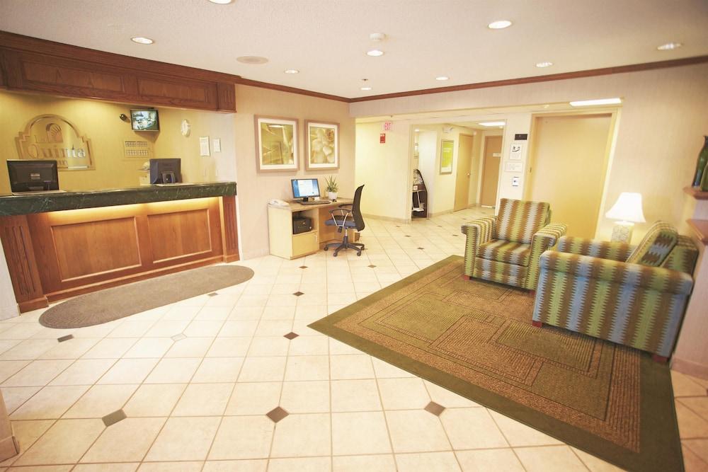 La Quinta Inn By Wyndham Milwaukee Airport / Oak Creek Εξωτερικό φωτογραφία