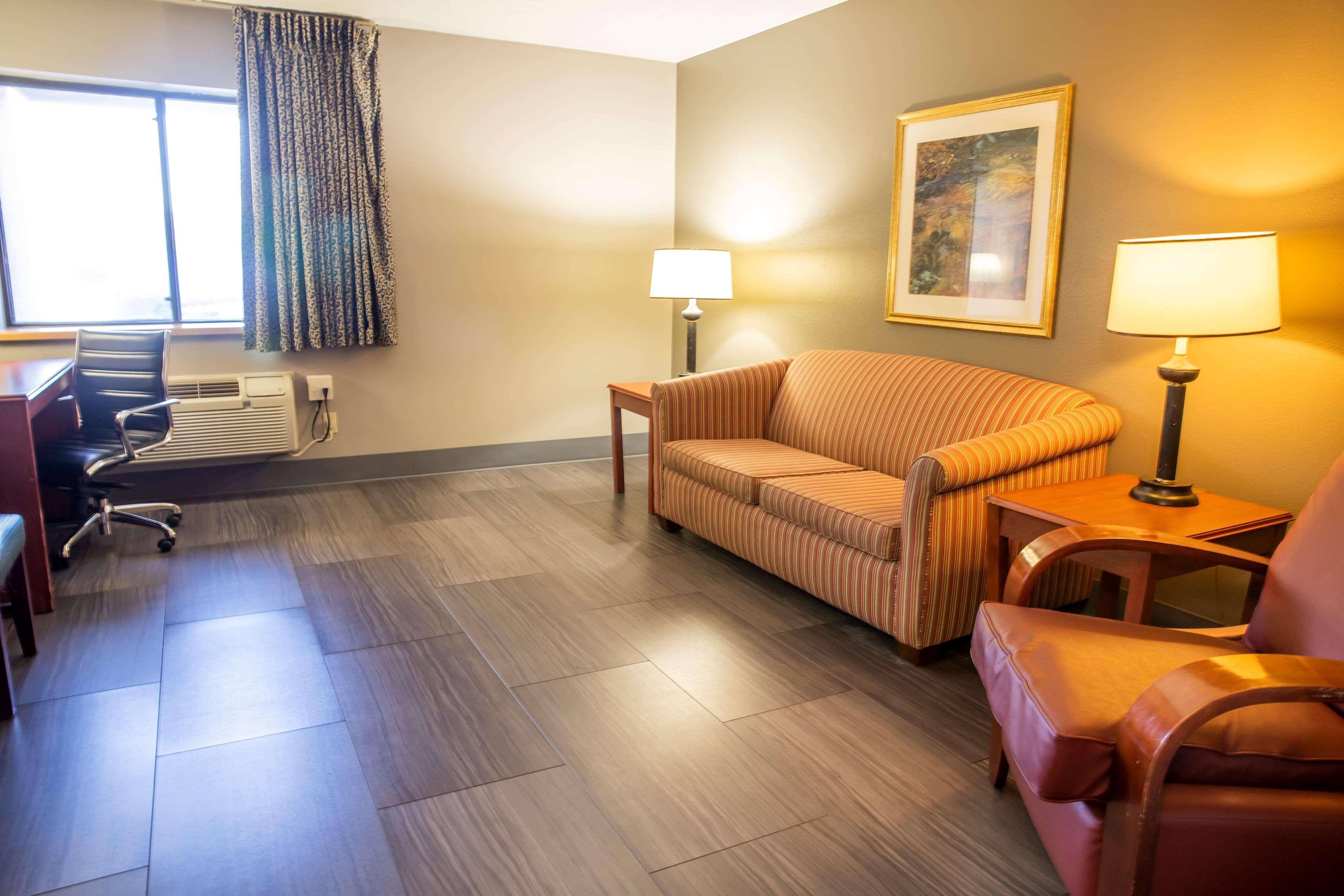 La Quinta Inn By Wyndham Milwaukee Airport / Oak Creek Εξωτερικό φωτογραφία