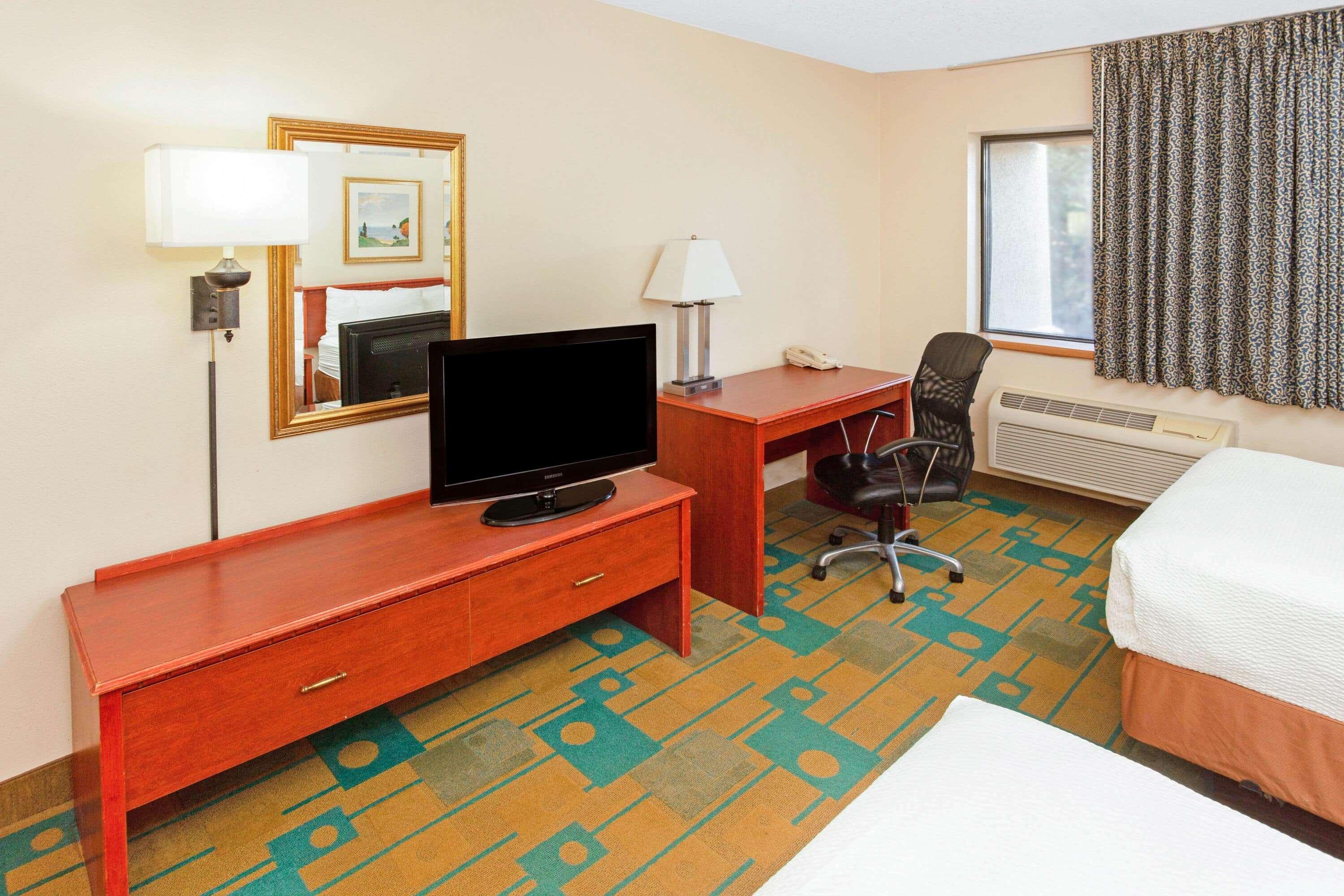La Quinta Inn By Wyndham Milwaukee Airport / Oak Creek Εξωτερικό φωτογραφία