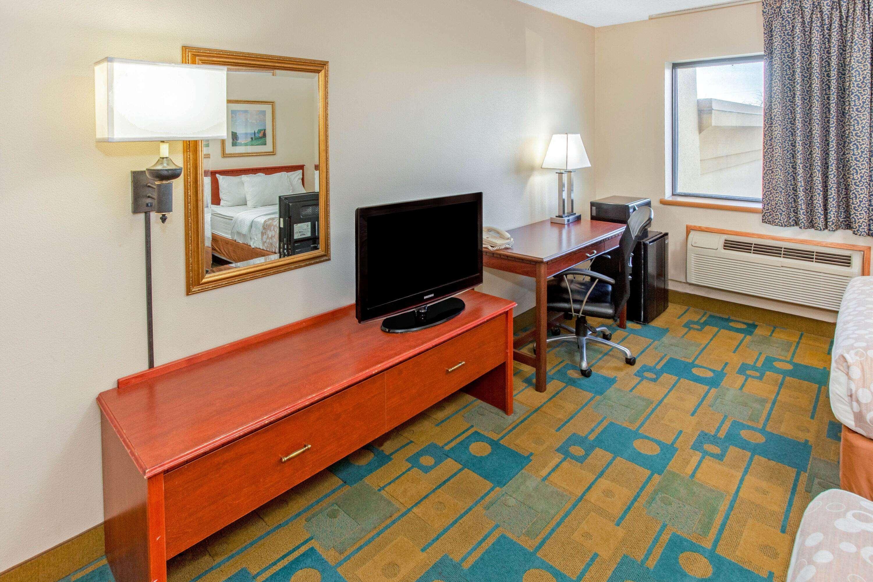 La Quinta Inn By Wyndham Milwaukee Airport / Oak Creek Εξωτερικό φωτογραφία